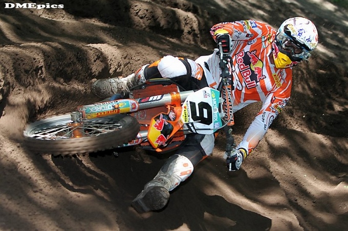 De Dycker domineert openingsmanche BK motorcross