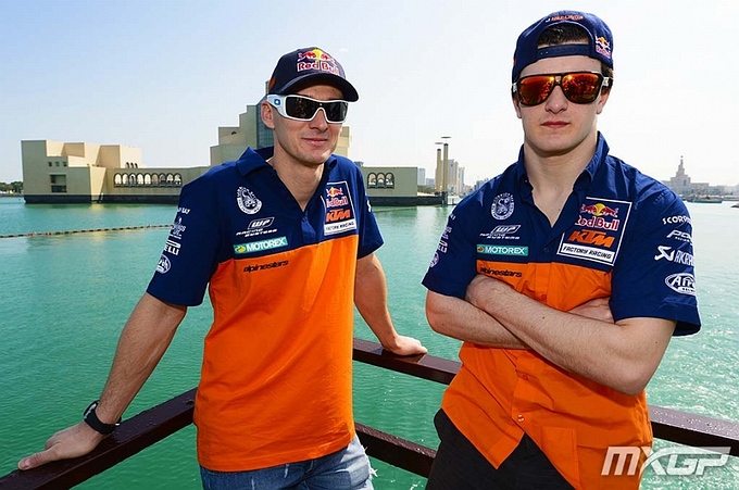 Jeffrey Herlings pakt pole in Qatar