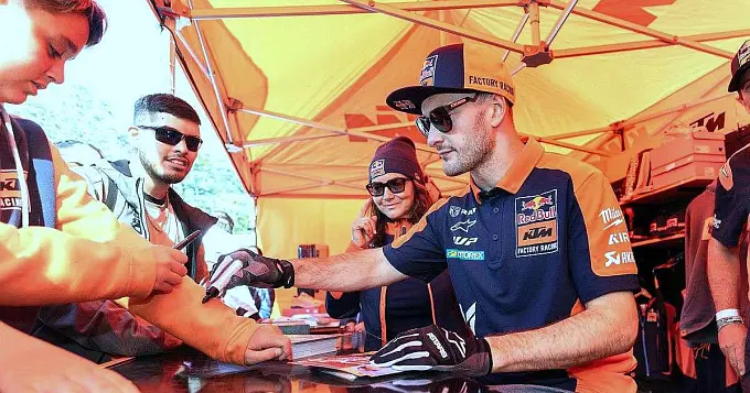 Handtekeningsessie met Herlings en van Drunen in Lierop