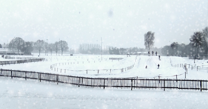 Lieropse Grand Prix circuit bedekt onder flinke pak Sneeuw