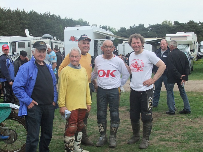 Classic zijspancross en renie oud-Zijspancrossers in Lierop zeer geslaagd!