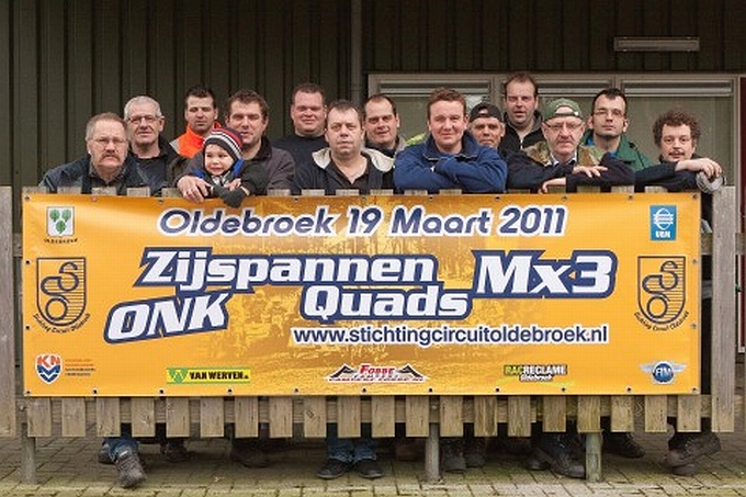 Vrijwilligers St. Circuit Oldebroek - Foto: Benny van de Werfhorst