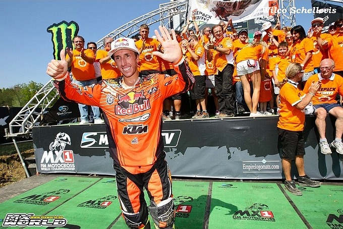 Cairoli pakt WK-Titel voor eigen volk