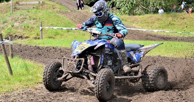 Quads finalestrijd ONK Lierop tussen Vlaeymans en Maessen