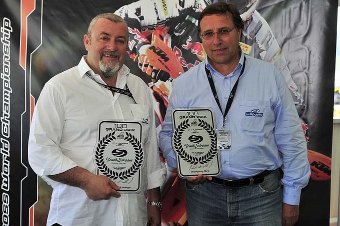 Youthstream organiseert
        100e Grand Prix
  Motocross evenement